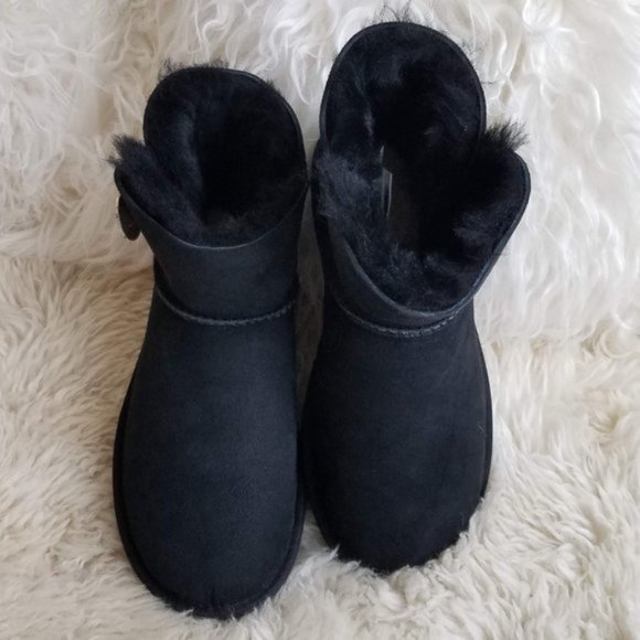 UGG/Swarovski Mini Bailey Button Bling Boot W5 BLK - Picture 6 of 8